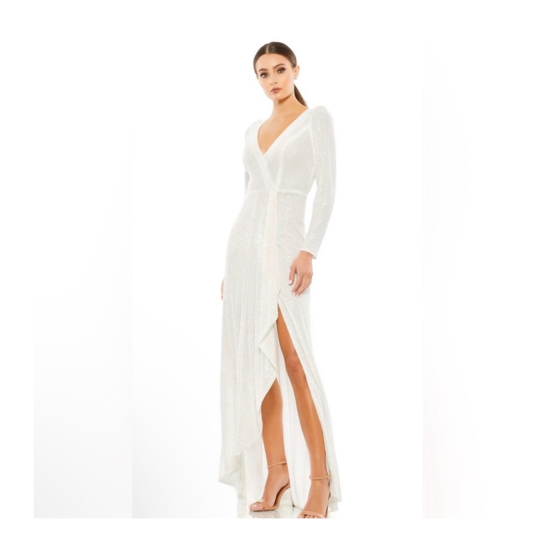 Nwt Ieena Mac Duggal 26395 White Plunge V-Neck Sequin Long Sleeve Gown Size 12